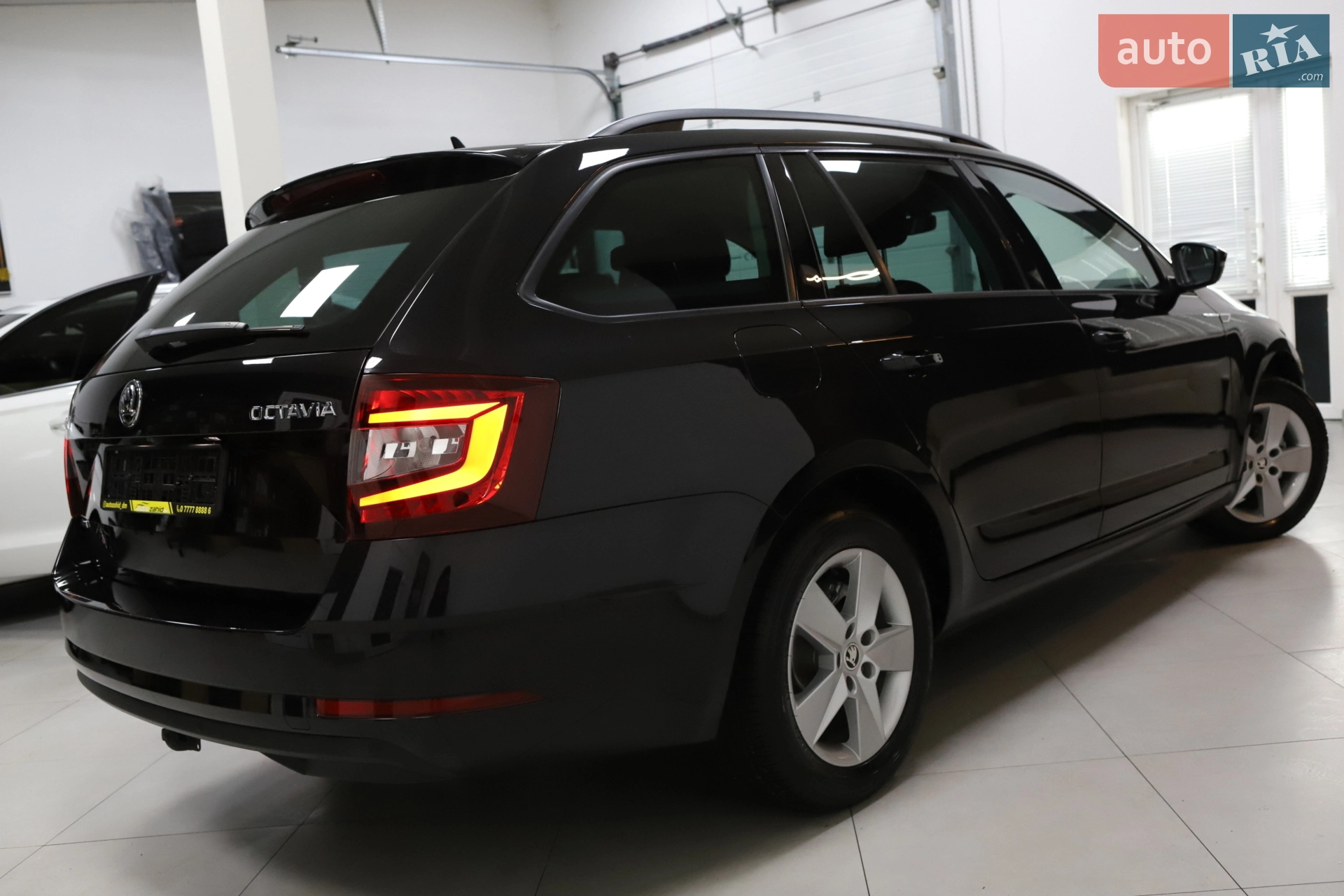 2018 Skoda Octavia - мініатюра 3