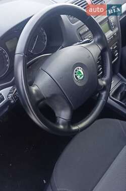 Универсал Skoda Octavia 2007 в Барышевке
