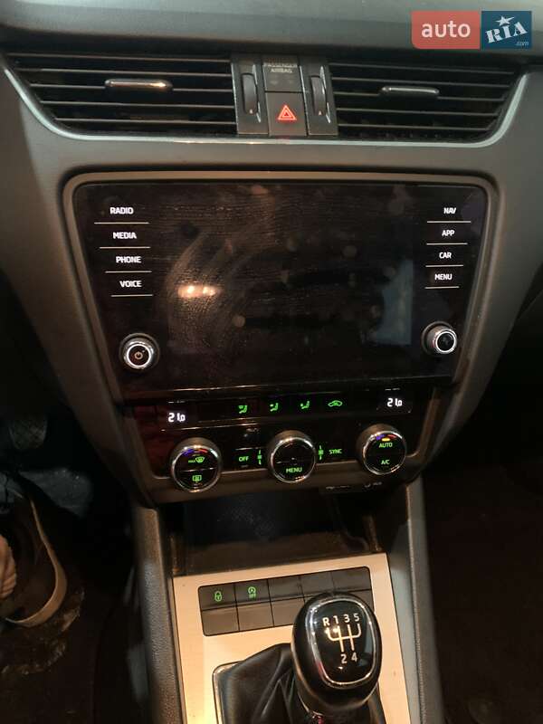 Лифтбек Skoda Octavia 2017 в Львове фото 17 Лифтбек Skoda Octavia 2017 в Львове