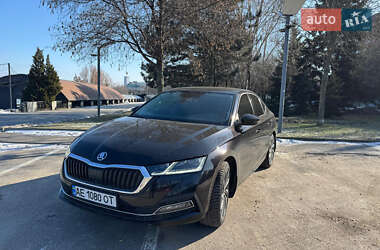 Лифтбек Skoda Octavia 2021 в Апостолово