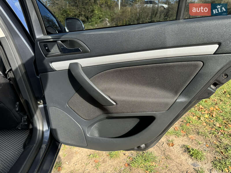 Универсал Skoda Octavia 2011 в Виннице