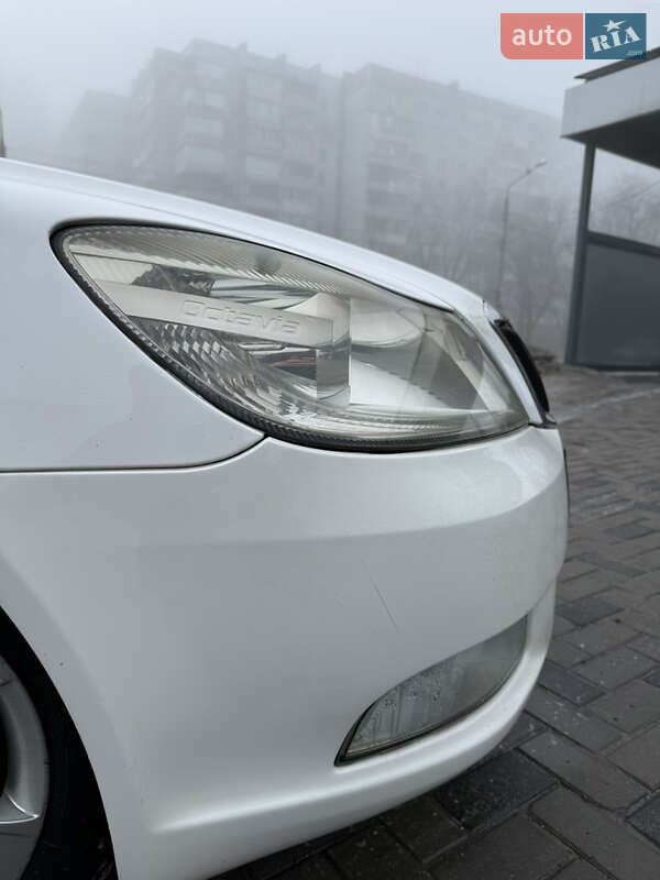 Skoda Octavia 2010 Skoda Octavia 2010