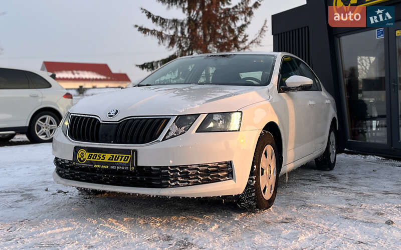 Лифтбек Skoda Octavia 2019 в Коломые фото 3 Лифтбек Skoda Octavia 2019 в Коломые