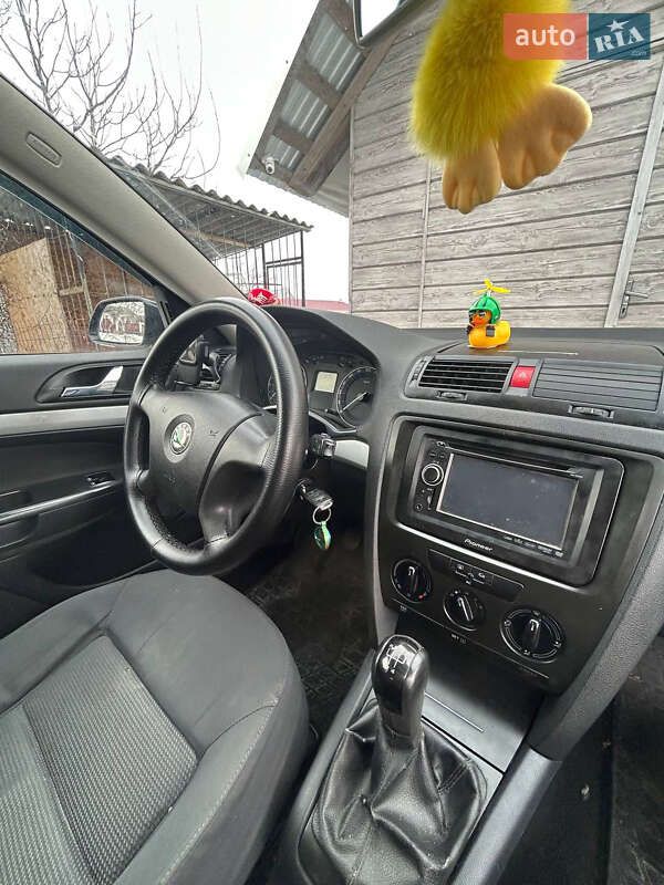 Лифтбек Skoda Octavia 2005 в Заболотове