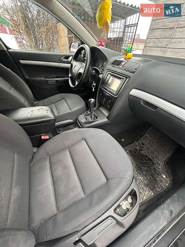 Лифтбек Skoda Octavia 2005 в Заболотове