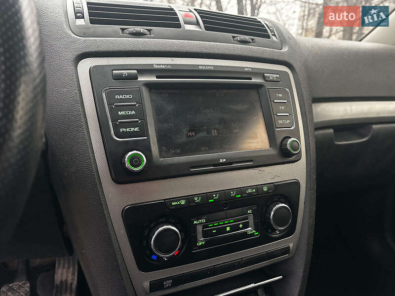 Лифтбек Skoda Octavia 2012 в Запорожье