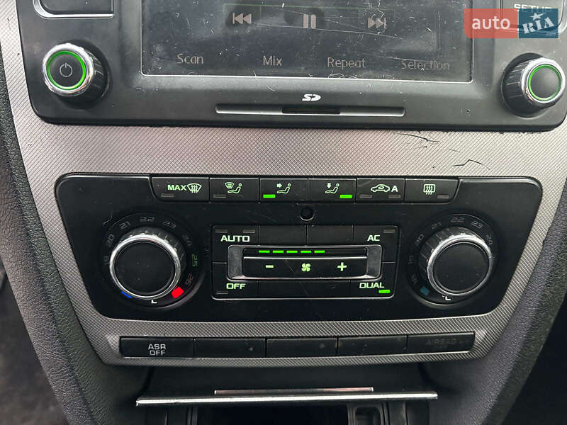 Лифтбек Skoda Octavia 2012 в Запорожье