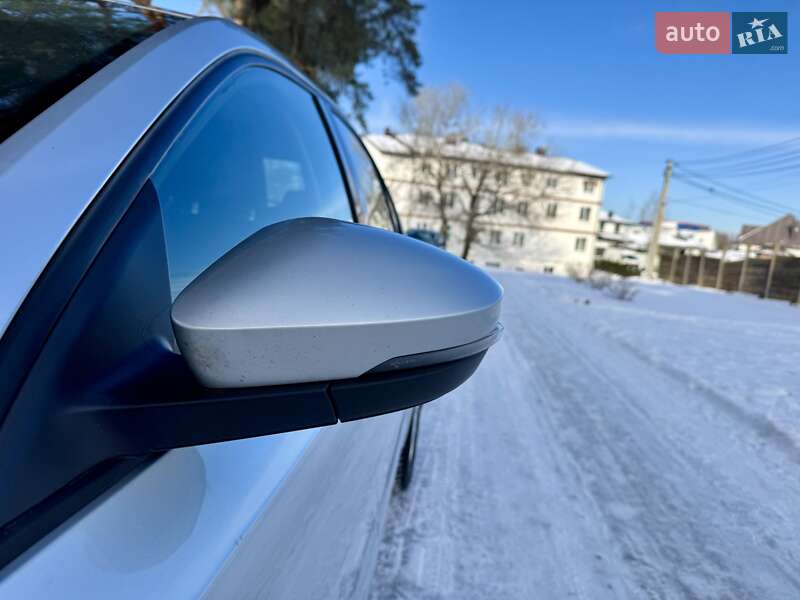 Лифтбек Skoda Octavia 2017 в Киеве фото 12 Лифтбек Skoda Octavia 2017 в Киеве