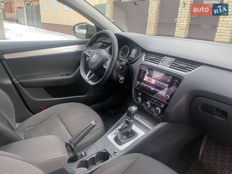 Ліфтбек Skoda Octavia 2017 в Черкасах