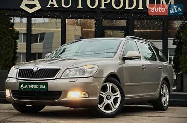 Універсал Skoda Octavia 2009 в Києві