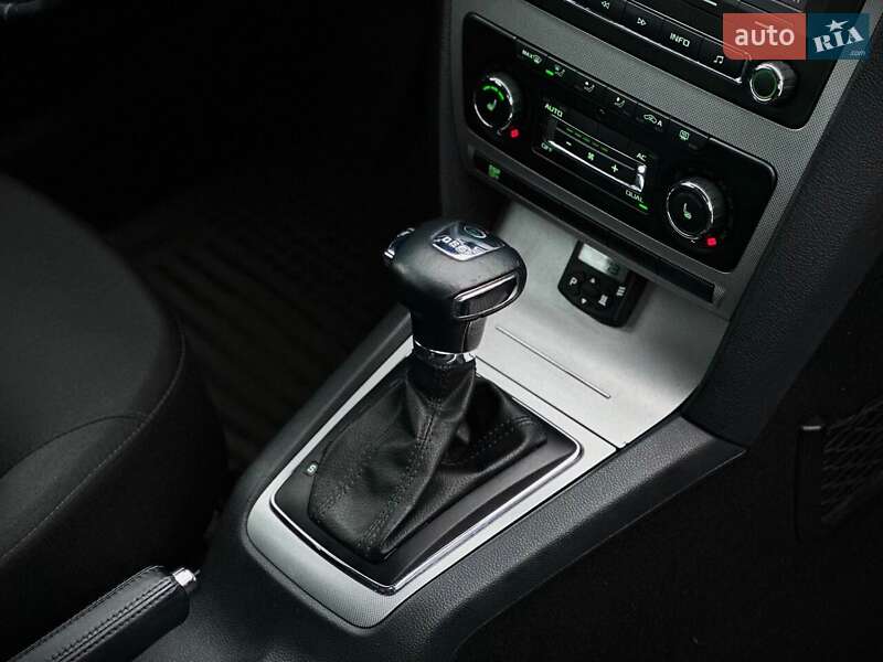 Универсал Skoda Octavia 2009 в Киеве фото 28 Универсал Skoda Octavia 2009 в Киеве