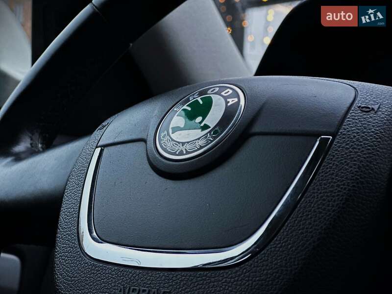 Универсал Skoda Octavia 2009 в Киеве фото 37 Универсал Skoda Octavia 2009 в Киеве