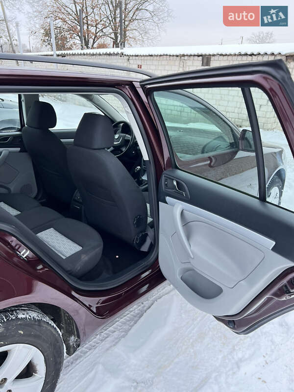 Универсал Skoda Octavia 2011 в Ковеле