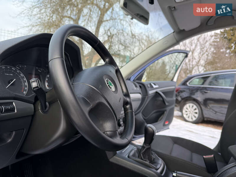 Универсал Skoda Octavia 2008 в Дрогобыче