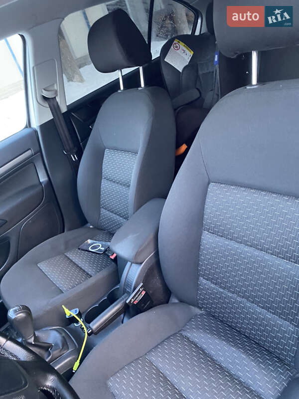 Лифтбек Skoda Octavia 2012 в Ивано-Франковске фото 12 Лифтбек Skoda Octavia 2012 в Ивано-Франковске