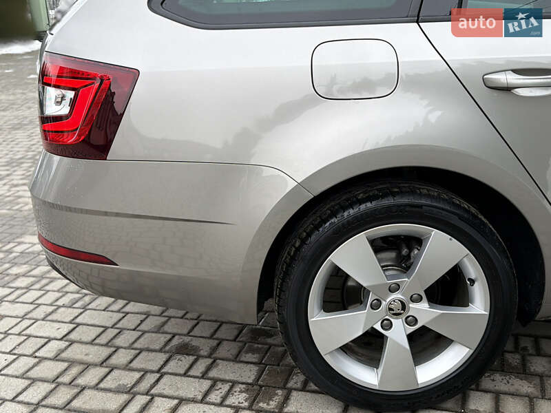 Универсал Skoda Octavia 2017 в Львове