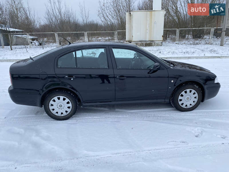 Лифтбек Skoda Octavia 2005 в Ахтырке
