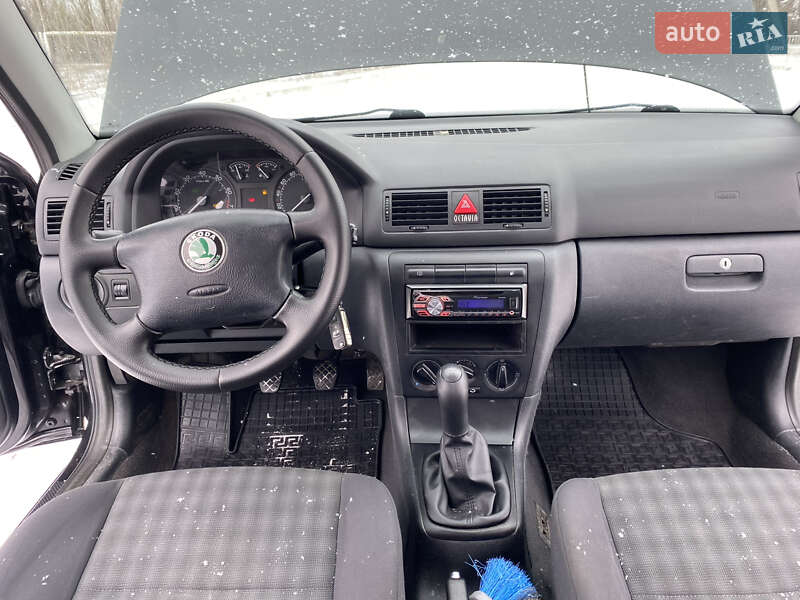 Лифтбек Skoda Octavia 2005 в Ахтырке