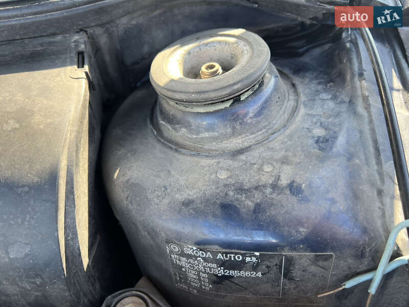 Лифтбек Skoda Octavia 2003 в Шептицькому фото 31 Лифтбек Skoda Octavia 2003 в Шептицькому