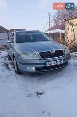 Универсал Skoda Octavia 2004 в Могилев-Подольске