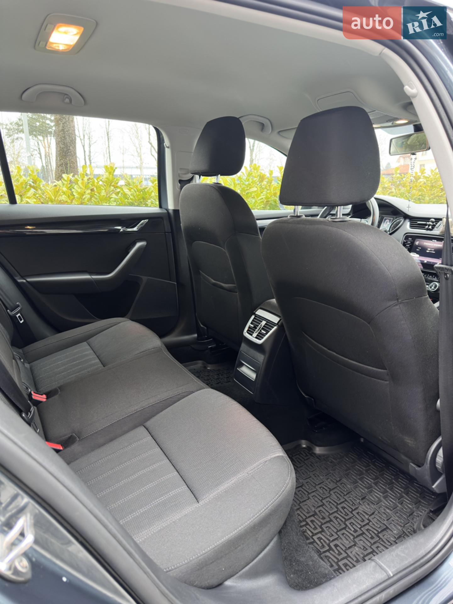 2019 Skoda Octavia - мініатюра 9