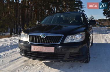 Універсал Skoda Octavia 2010 в Острозі
