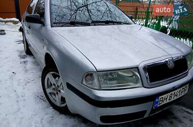 Лифтбек Skoda Octavia 2003 в Захарьевке