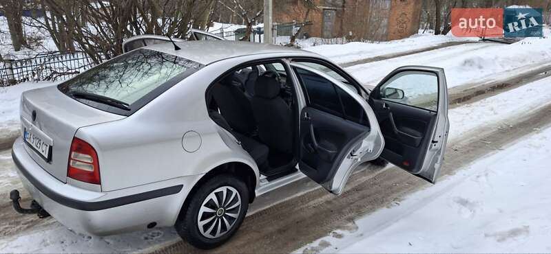 Лифтбек Skoda Octavia 2003 в Хмельницком