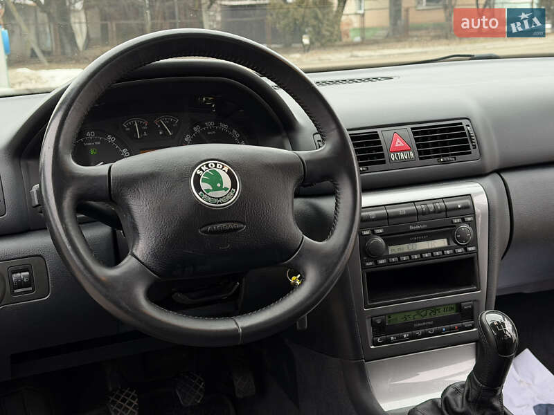 Универсал Skoda Octavia 2006 в Лубнах