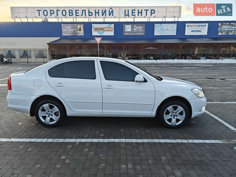 Лифтбек Skoda Octavia 2012 в Калуше