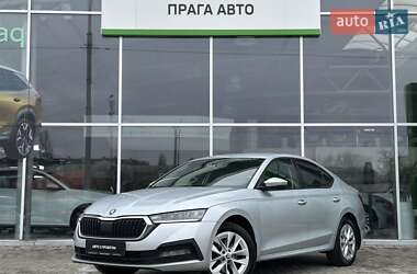 Лифтбек Skoda Octavia 2021 в Киеве