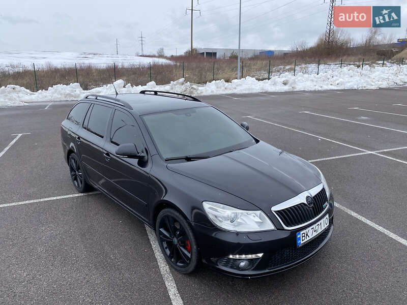 Универсал Skoda Octavia 2011 в Ровно