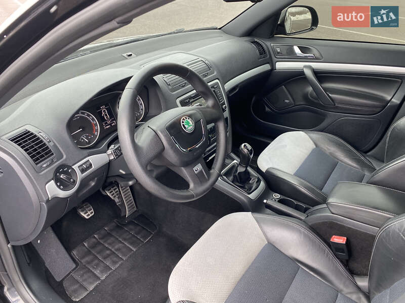 Универсал Skoda Octavia 2011 в Ровно
