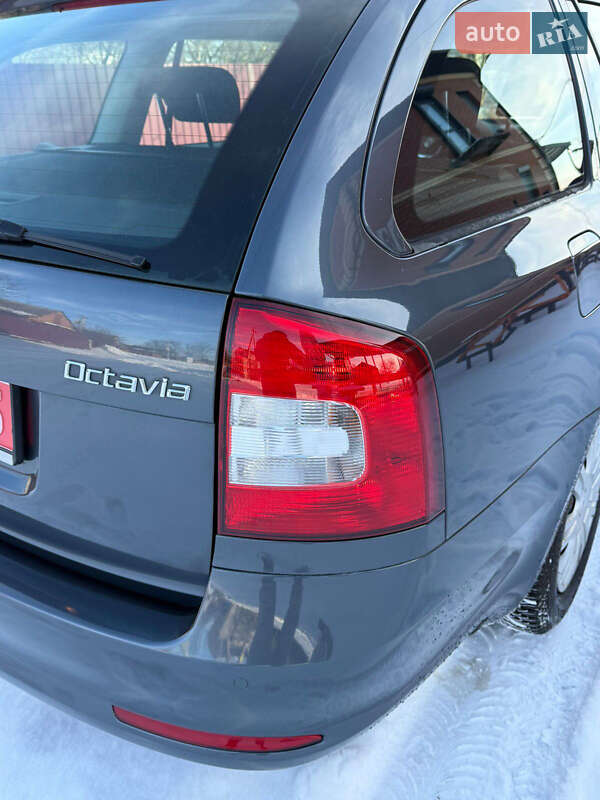 Универсал Skoda Octavia 2009 в Виннице