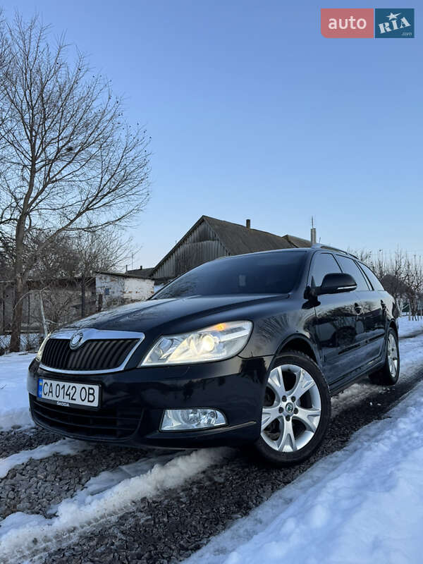 Универсал Skoda Octavia 2010 в Семеновке