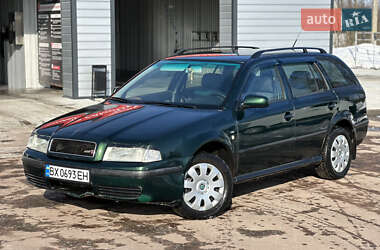 Універсал Skoda Octavia 2001 в Ємільчиному