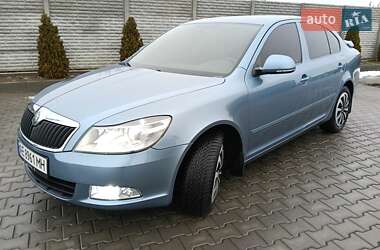 Лифтбек Skoda Octavia 2009 в Днепре