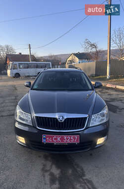 Універсал Skoda Octavia 2009 в Надвірній