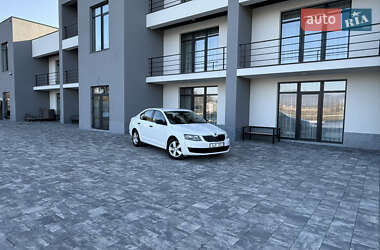 Лифтбек Skoda Octavia 2016 в Иршаве