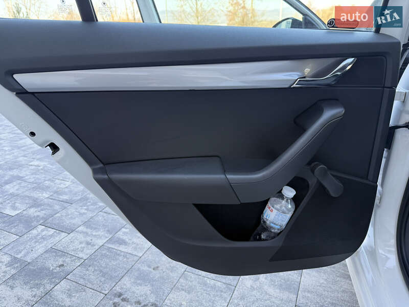 Лифтбек Skoda Octavia 2016 в Иршаве