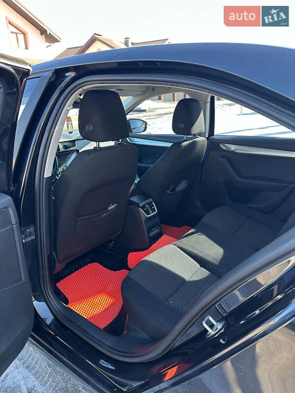 Лифтбек Skoda Octavia 2013 в Киеве фото 19 Лифтбек Skoda Octavia 2013 в Киеве