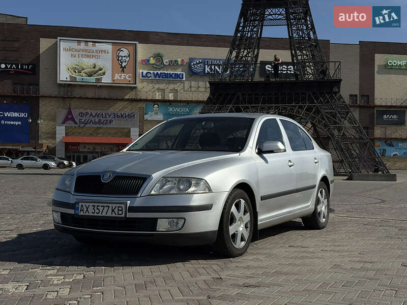 Лифтбек Skoda Octavia 2004 в Харькове