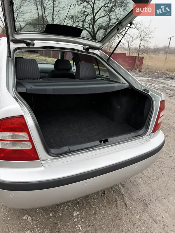 Skoda Octavia 2002 VIN TMBSL21U228544484 фото оголошення 8 з 37