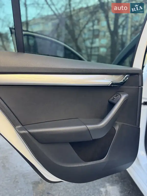 Skoda Octavia 2014 VIN TMBJJ7NE1E0135607 фото оголошення 84 з 142