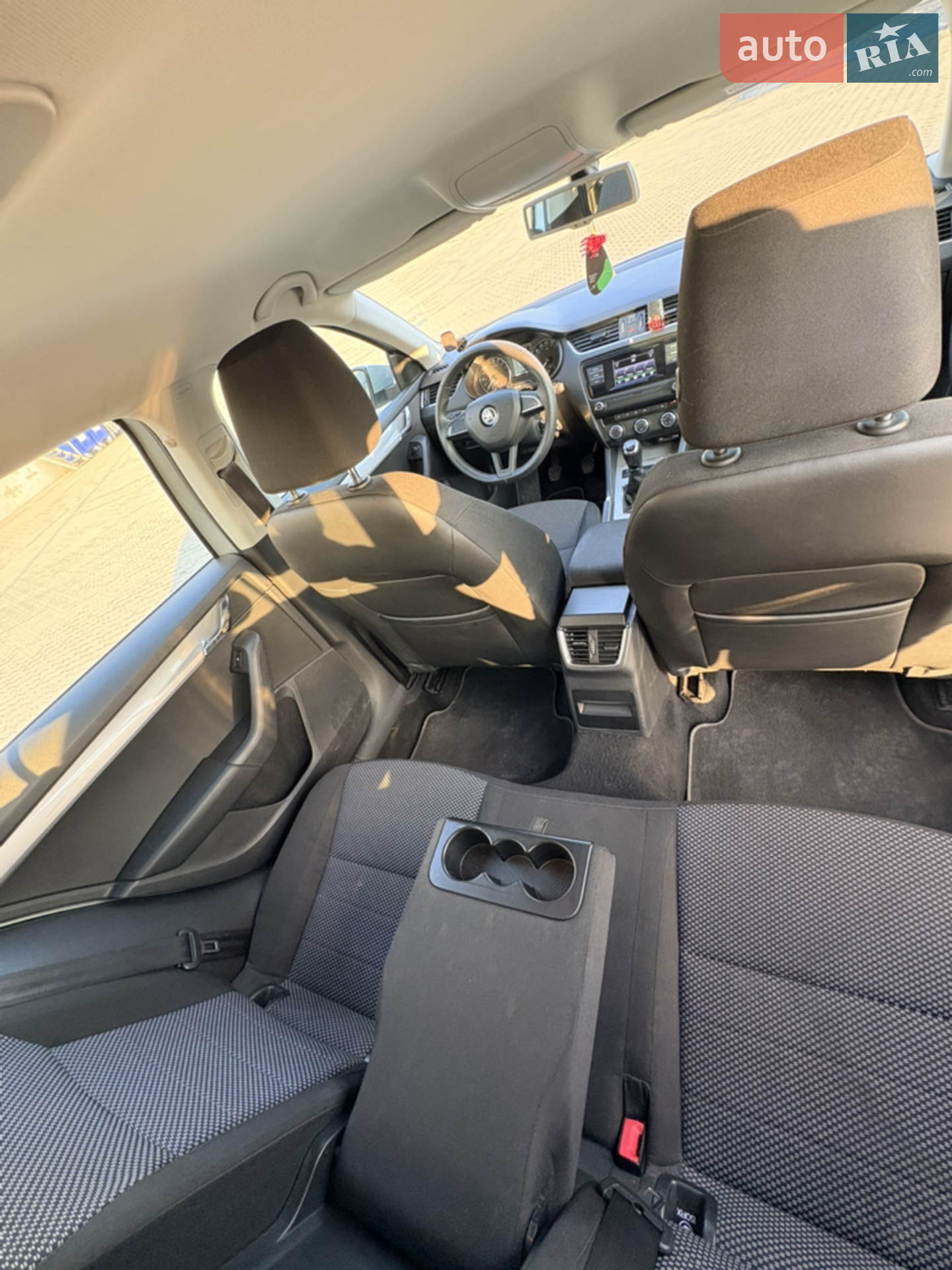 2016 Skoda Octavia - мініатюра 12