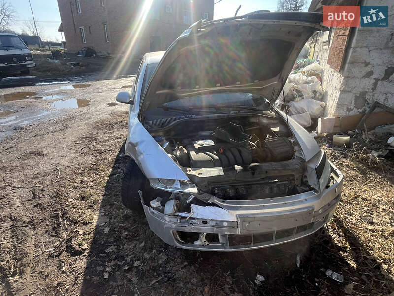 Лифтбек Skoda Octavia 2005 в Пустомытах