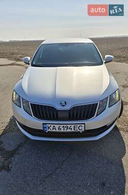 Лифтбек Skoda Octavia 2017 в Кагарлыке