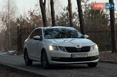 Лифтбек Skoda Octavia 2017 в Луцке