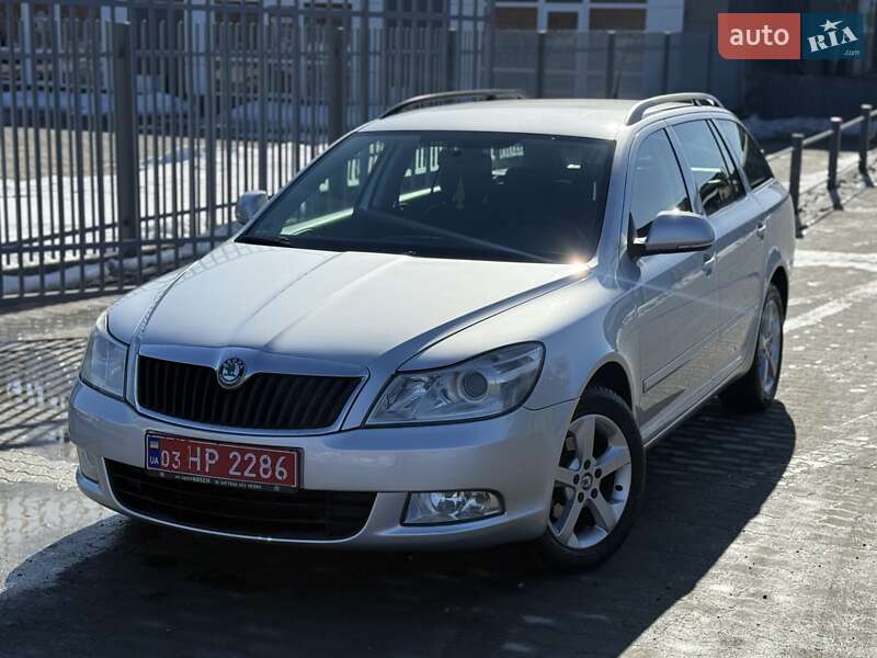Универсал Skoda Octavia 2012 в Сарнах