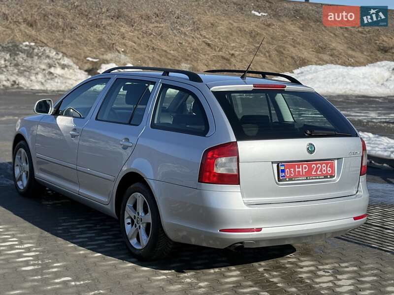 Универсал Skoda Octavia 2012 в Сарнах